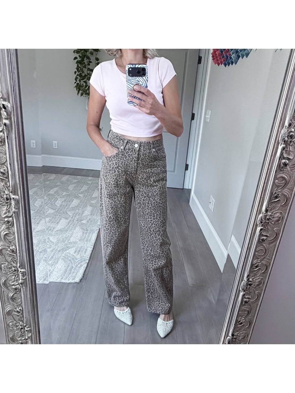 ZARA Leopard Print Wide-Leg Jeans Size 2-4